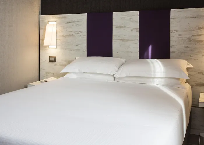 The Guardian Otel Roma