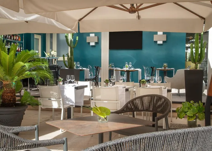 Otel The Guardian 4*