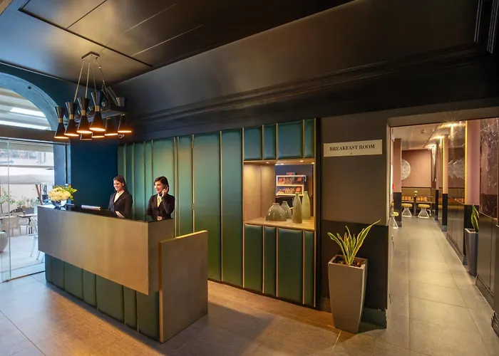 The Guardian Otel