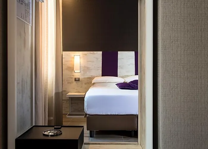 The Guardian 4* Roma