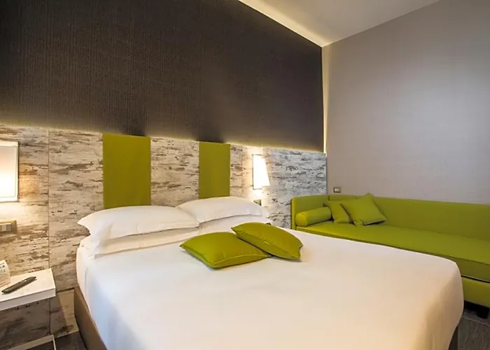 The Guardian Otel Roma