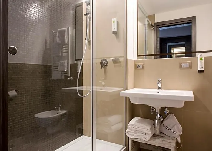 The Guardian 4* Roma